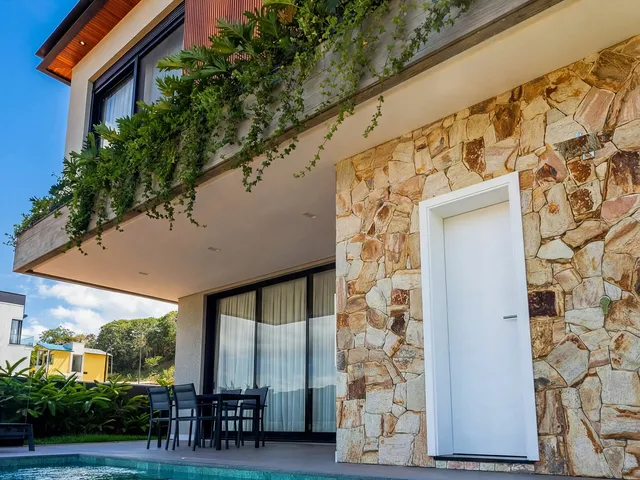 Imagem 5: Casa com 4 Dormitórios À Venda Sendo 4 Suítes, 390.7 M² por - R$ 6.500.000,00 - Várzea do Ranchinho - Camboriú/Sc