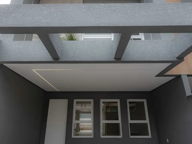 Imagem: Sobrado Geminado Novo! com 4 Suítes e 2