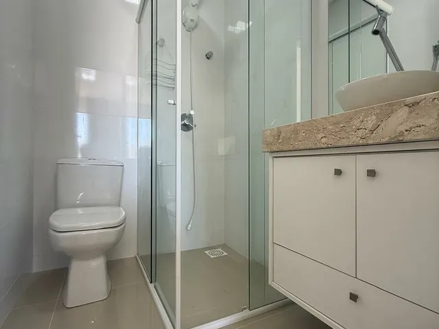 Imagem 11: Apartamento com 3 dormitórios à venda sendo 3 suítes, 140.0 m² por - R$ 1.900.000,00