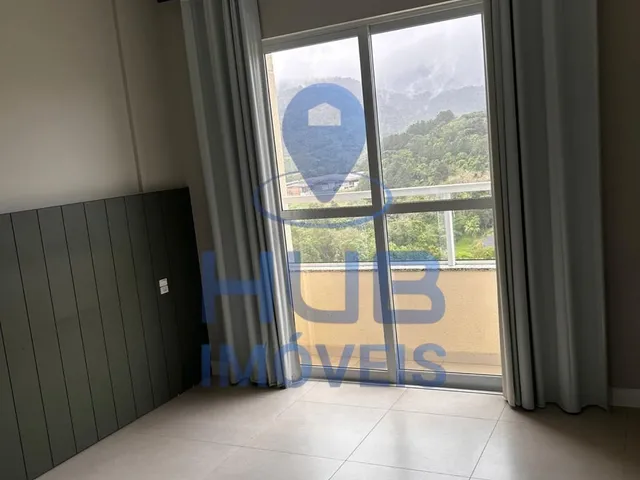 Imagem 2: Apartamento no Último Andar com Vista Panorâmica, Churrasqueira e Condomínio Completo