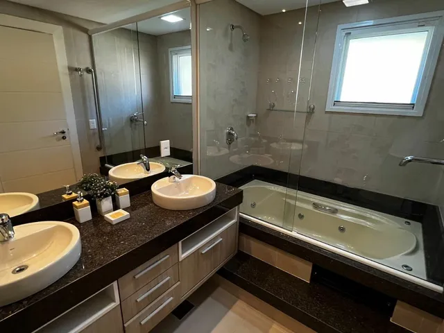 Imagem 12: Casa com 3 dormitórios à venda sendo 3 suítes, 203.6 m² por - R$ 1.550.000,00