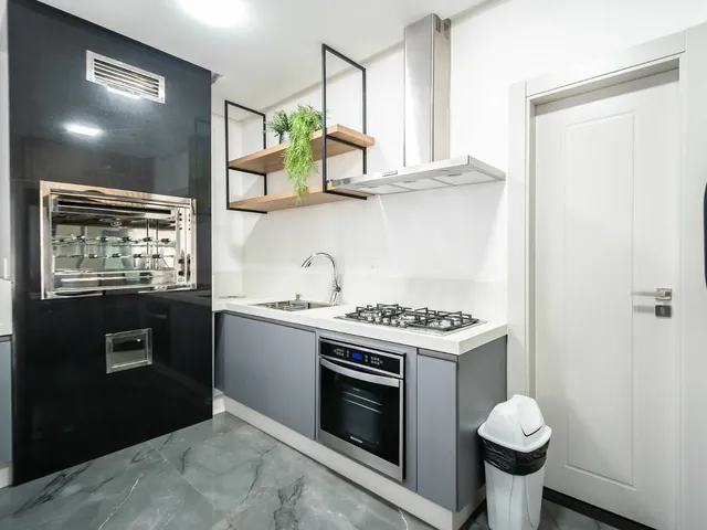 Imagem 14: Mobiliado com 4 Dormitórios À Venda Sendo 4 Suítes, 170.6 M² por - R$ 7.335.077,46 - Centro - Bal. Camboriú/Sc