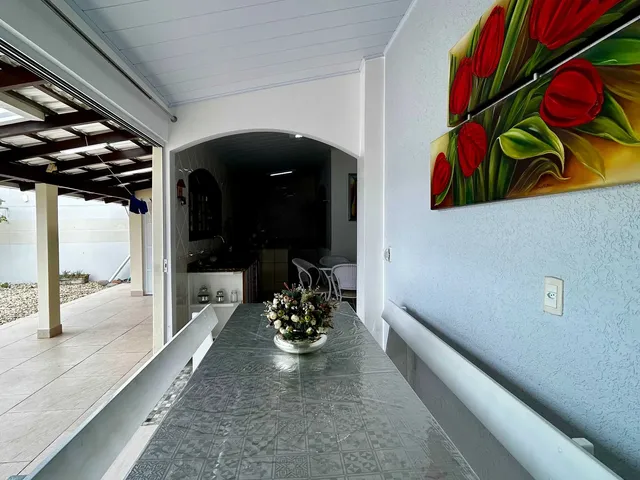 Imagem: Casa de Alto Padrão 3 Dormitórios Sendo