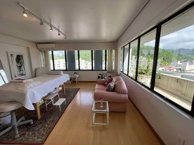 Imagem 7: Sala Comercial com 2 Ambientes e 1 Vaga na Avenida Central - Balneário Camboriú