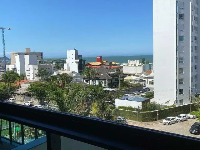 Imagem 3: Apartamento com 1 suíte + 2 demi-suítes e 2 vagas de garagem na Praia Brava em Itajaí