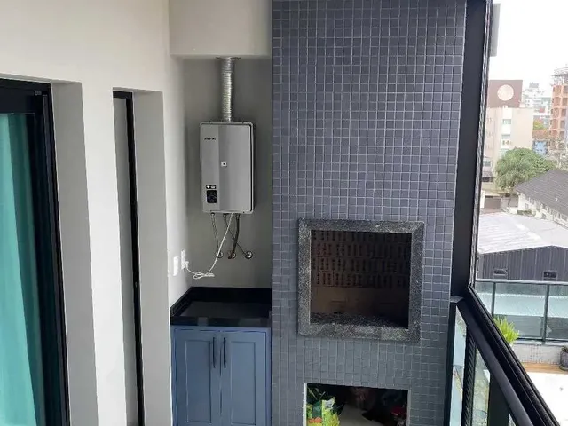 Imagem 4: Apartamento com 1 suíte + 2 demi-suítes e 2 vagas de garagem na Praia Brava em Itajaí