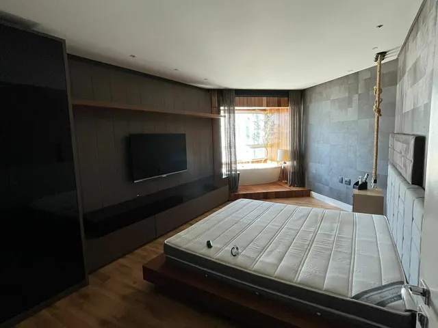 Imagem 10: Apartamento com 3 Dormitórios À Venda Sendo 3 Suítes, 153.8 M² por - R$ 3.690.000,00 - Centro - Bal. Camboriú/Sc