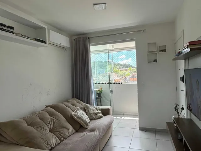 Imagem 11: Apartamento semi mobiliado com 2 dormitórios e 2 vagas de garagem no bairro Vila Nova