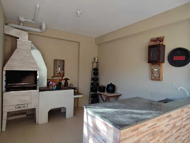 Imagem 16: Casa com 3 dormitórios sendo 1 suíte e 2 vagas de garagem no bairro são Judas Itajai/SC