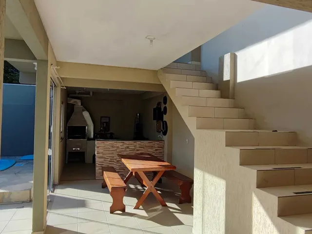 Imagem 15: Casa com 3 dormitórios sendo 1 suíte e 2 vagas de garagem no bairro são Judas Itajai/SC