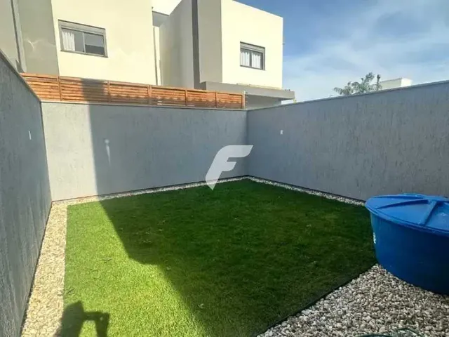 Imagem 15: Casa com 3 dormitórios sendo 1 suíte e 2 vagas de garagem - Campeche, Florianópolis/SC