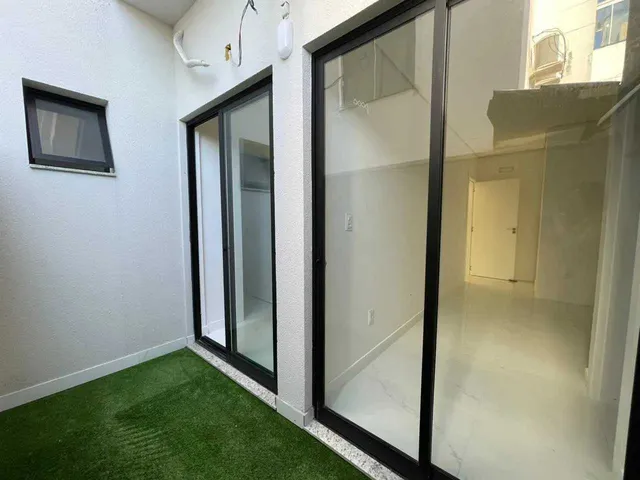 Imagem 7: Apartamento com 2 dormitórios sendo 2 suítes e 1 vaga de garagem em Camboriú/SC