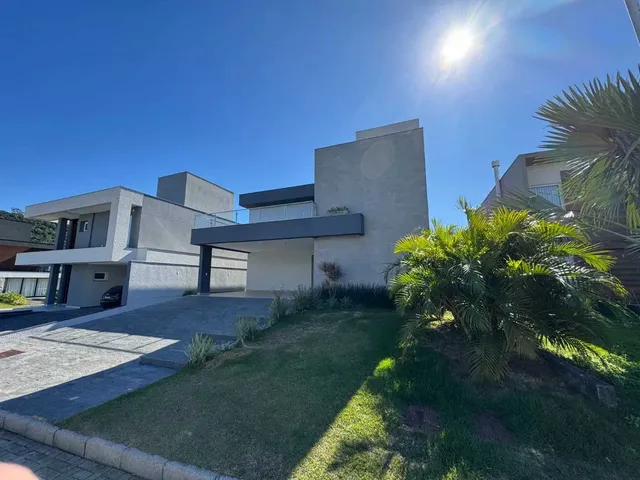 Imagem 16: Casa com 4 suítes e 4 vagas de garagem em condomínio Fechado nos Ingleses –