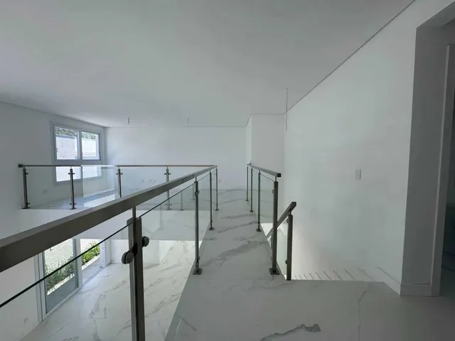 Imagem 9: Casa com 4 suítes e 4 vagas de garagem em condomínio Fechado nos Ingleses –