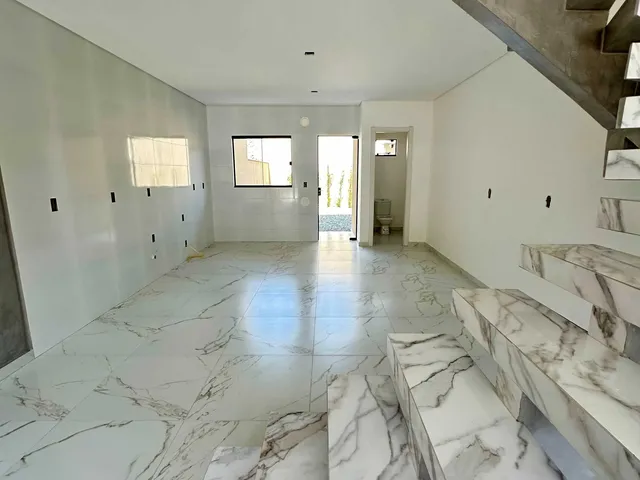 Imagem 2: Geminado com 3 Dormitórios Sendo 1 Suíte e 1 Vaga de Garagem -...