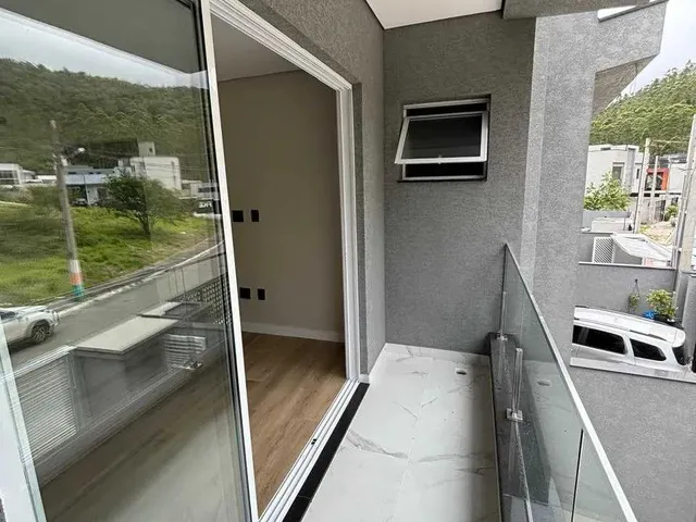Imagem 6: Sobrado com 3 dormitórios sendo 2 suítes e 1 master e 2 vagas de garagem, Camboriú/SC