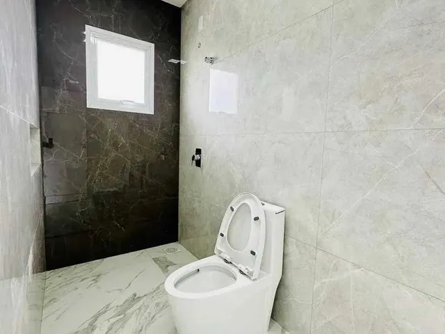 Imagem 8: Sobrado com 3 Suítes com Sacadas e 2 Vagas Descobertas em Ingleses do Rio Vermelho, Florianópolis/Sc
