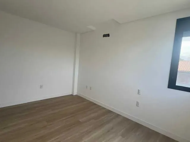 Imagem: Casa com 3 suítes e 1 vaga garagem - Campeche