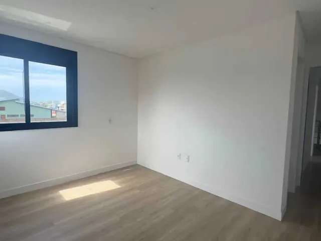 Imagem 13: Casa com 3 suítes e 1 vaga garagem - Campeche