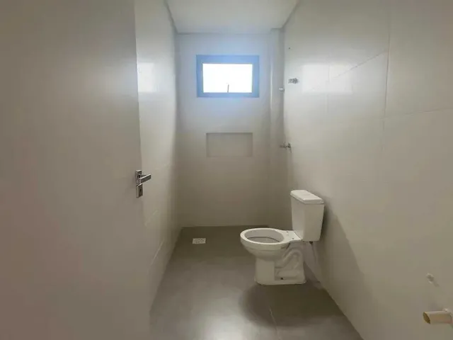Imagem 8: Casa com 3 dormitórios sendo 1 suíte e 2 vagas garagem - Campeche