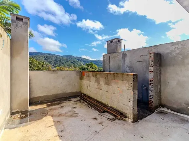 Imagem 2: Sobrado novo com 2 suítes e 1 vaga de garagem, Sertão do Trombudo em Itapema/SC