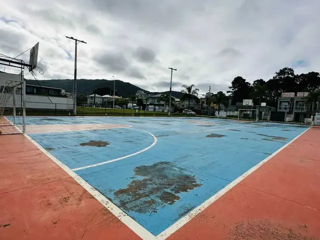 Imagem 16: Casa Alto Padrão 3 Dormitórios Sendo 1 Suíte e 2 Demi-Suítes e 2 Vagas em Florianópolis/Sc