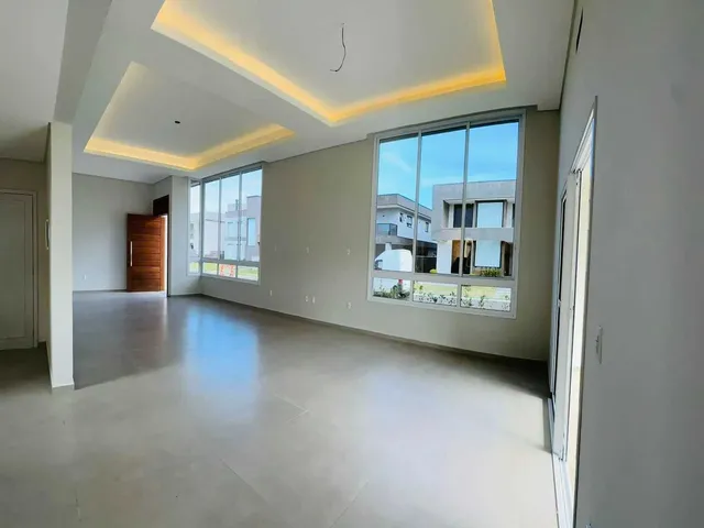 Imagem 11: Casa alto padrão 3 dormitórios sendo 1 suíte e 2 demi-suítes e 2 vagas em