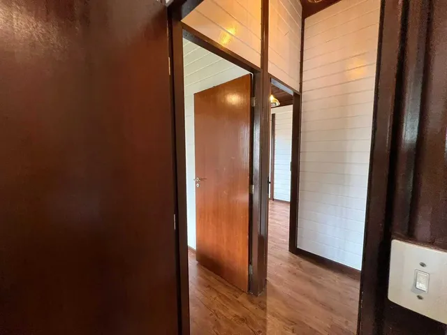 Imagem 10: Casa com 3 dormitórios sendo 1 suíte e 1 vaga de garagem no Bairro Cabeçudas em