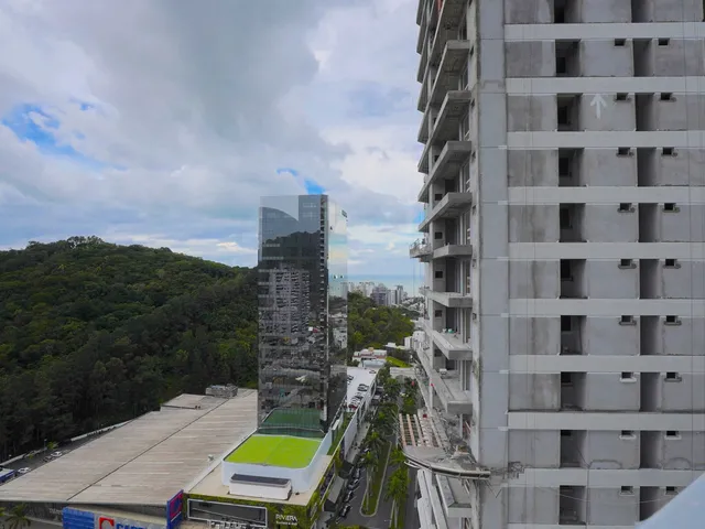 Imagem 9: Apartamento com 2 dormitórios sendo 2 suítes e 2 vagas de garagem em Itajaí/SC