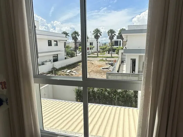 Imagem 11: Casa com 3 dormitórios sendo 1 suíte e 2 vagas de garagem em Biguaçu/SC