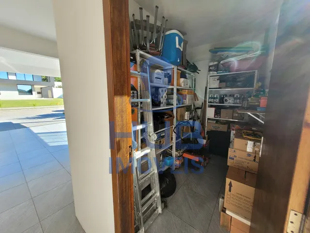Imagem: Casa à Venda, 233m2, 4 Suítes, 4 Vagas