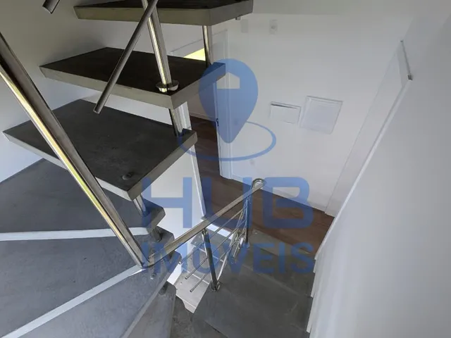 Imagem 7: Casa Individual com 2 Suítes, Terraço Privativo e Vista Panorâmica para o Mar —
