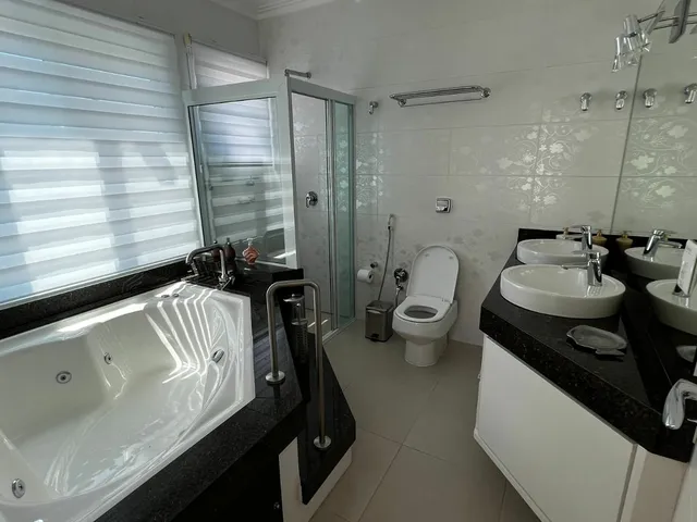 Imagem 7: Casa com 3 dormitórios à venda sendo 3 suítes, 203.6 m² por - R$ 1.600.000,00