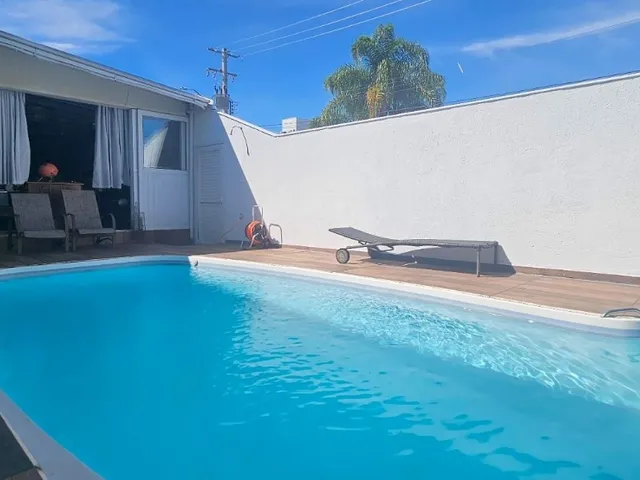 Imagem 10: Casa Para Locação,360m2. Finamente Mobiliada, 5 Dormitórios(3 Suítes), 6 Vagas