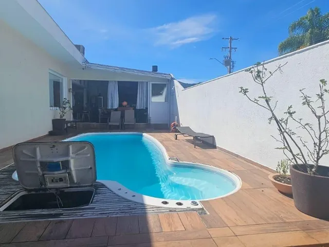 Imagem 11: Casa Para Locação,360m2. Finamente Mobiliada, 5 Dormitórios(3 Suítes), 6 Vagas