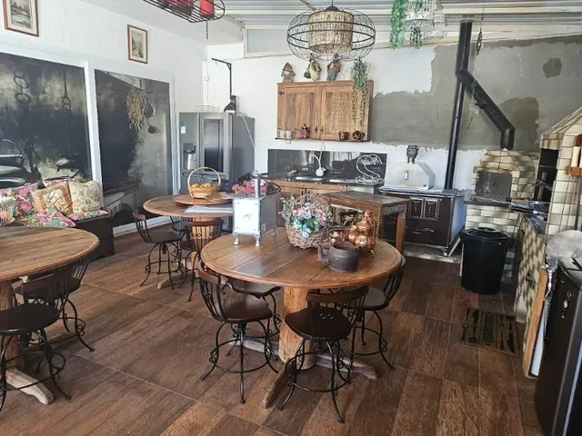 Imagem 7: Casa Para Locação,360m2. Finamente Mobiliada, 5 Dormitórios(3 Suítes), 6 Vagas