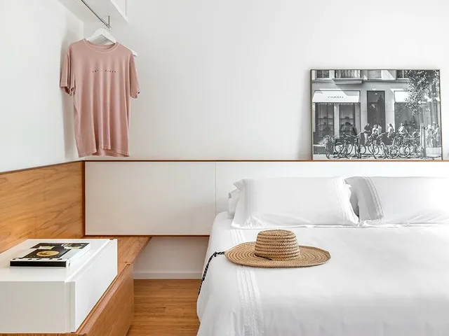 Imagem 9: Diferenciado com 3 Dormitórios À Venda Sendo 3 Suítes, 233520.0 M² por - R$ 9.500.000,00 - Centro - Bal. Camboriú/Sc