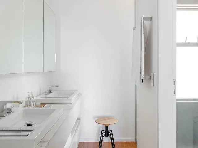 Imagem 4: Diferenciado com 3 Dormitórios À Venda Sendo 3 Suítes, 233520.0 M² por - R$ 9.500.000,00 - Centro - Bal. Camboriú/Sc