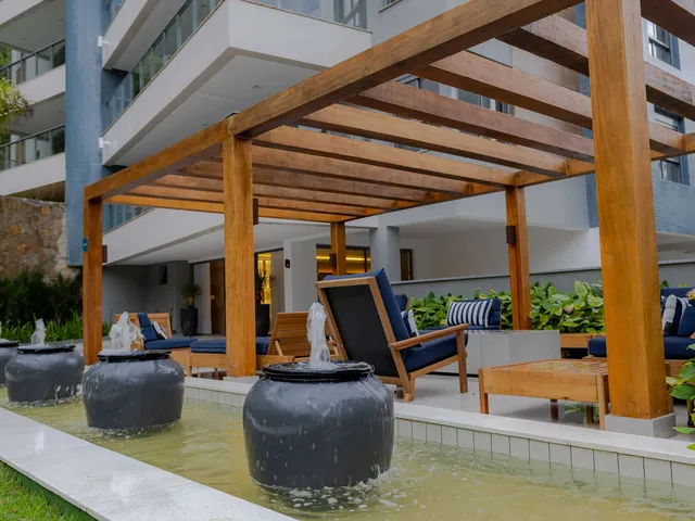 Imagem 7: Apartamento com 3 Dormitórios Sendo 3 Suítes e 4 Vagas no Bairro Cacupé em Florianópolis/Sc