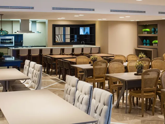 Imagem 16: Decorado com 4 Dormitórios À Venda Sendo 4 Suítes, 233.0 M² por - R$ 13.500.000,00 - Centro - Bal. Camboriú/Sc