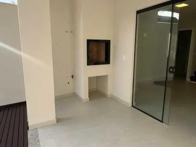 Imagem: Casa Alto Padrão com 3 dormitórios sendo