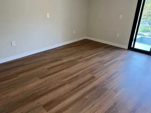 Imagem 15: Casa Alto Padrão com 3 dormitórios sendo 1 suíte master e 2 vagas no América em