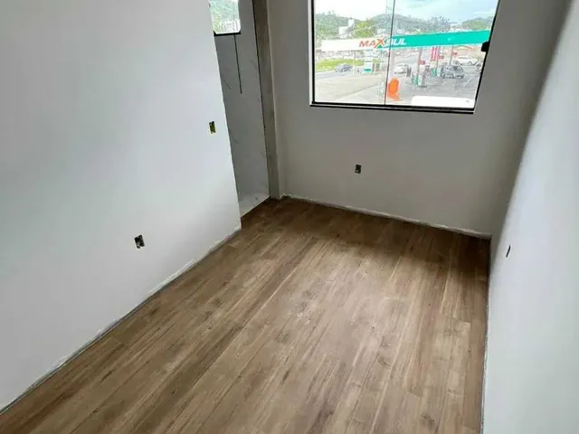 Imagem 10: Geminado com 3 suítes e 2 vagas de garagem - Saguaçu