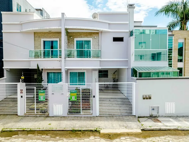 Imagem 13: Casa com 3 dormitórios sendo 1 suíte e 1 vaga de garagem em Itajaí/SC