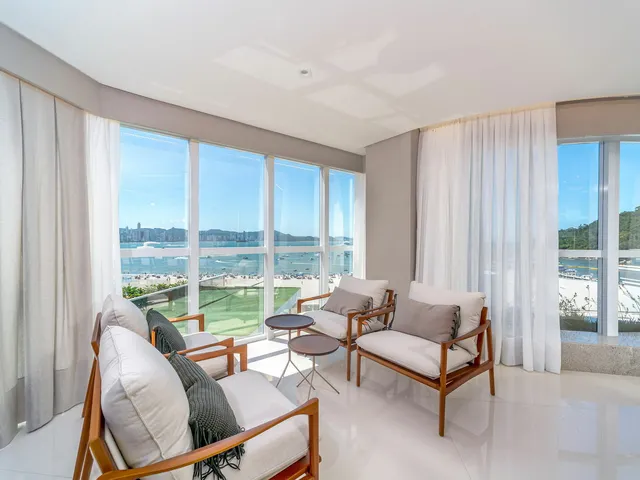Imagem 6: Apartamento com 4 Dormitórios À Venda Sendo 4 Suítes, 237.0 M² por - R$ 13.400.000,00 - Centro - Bal. Camboriú/Sc