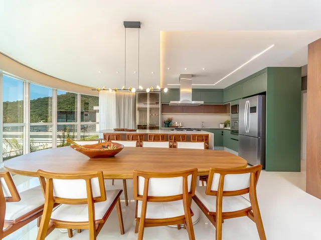 Imagem 11: Apartamento com 4 Dormitórios À Venda Sendo 4 Suítes, 237.0 M² por - R$ 13.400.000,00 - Centro - Bal. Camboriú/Sc