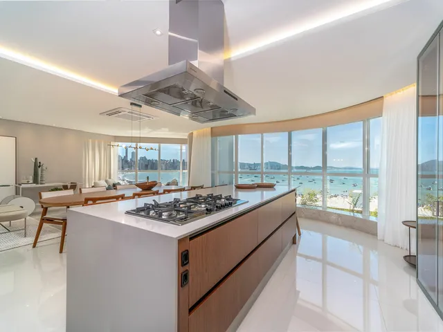 Imagem 15: Apartamento com 4 Dormitórios À Venda Sendo 4 Suítes, 237.0 M² por - R$ 13.400.000,00 - Centro - Bal. Camboriú/Sc