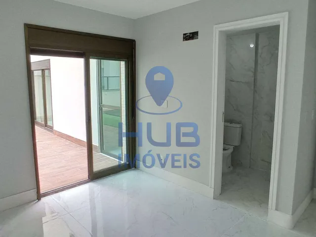Imagem 3: Sendo 2 suítes, jacuzzi terraço com vista mar, 1 vaga dupla, 170m2 privativos e 219m2