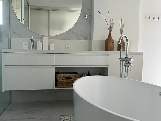 Imagem 9: Apartamento com 3 dormitórios à venda sendo 3 suítes, 222.0 m² por - R$ 8.100.000,00