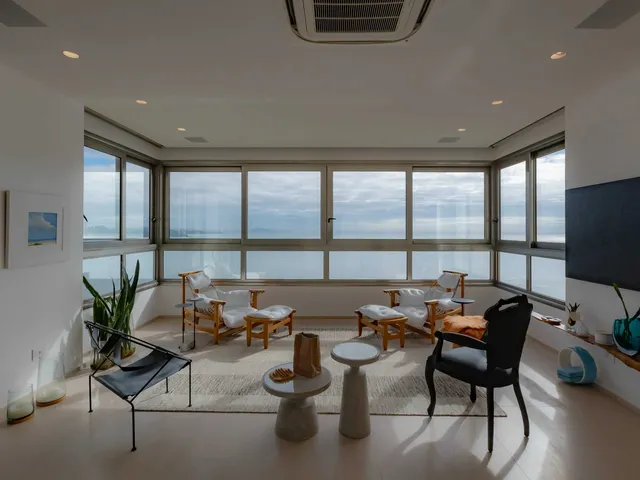 Imagem: Apartamento Mobiliado com 4 Suítes e 5